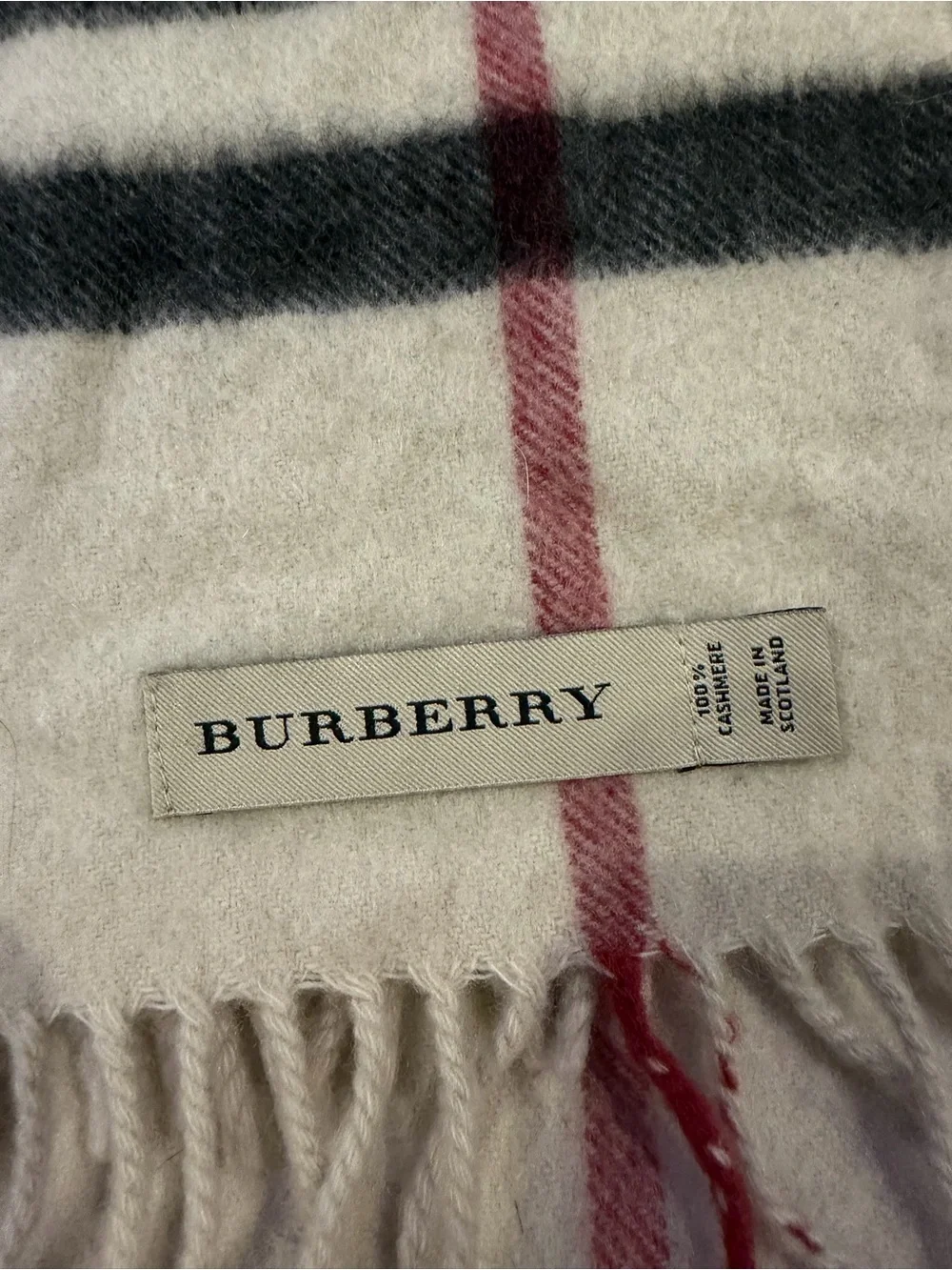 Burberry unisex nova